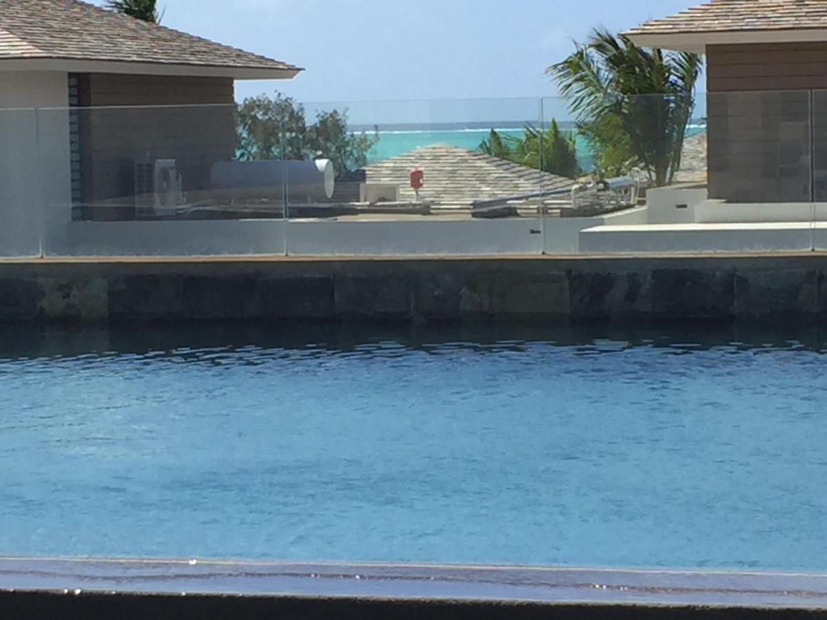 Azuri Resort -Sea View & Golf Luxury Apartment Roches Noires Bagian luar foto